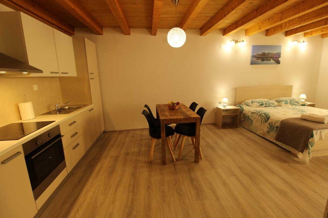 Apartments Bella Паг Екстериор снимка